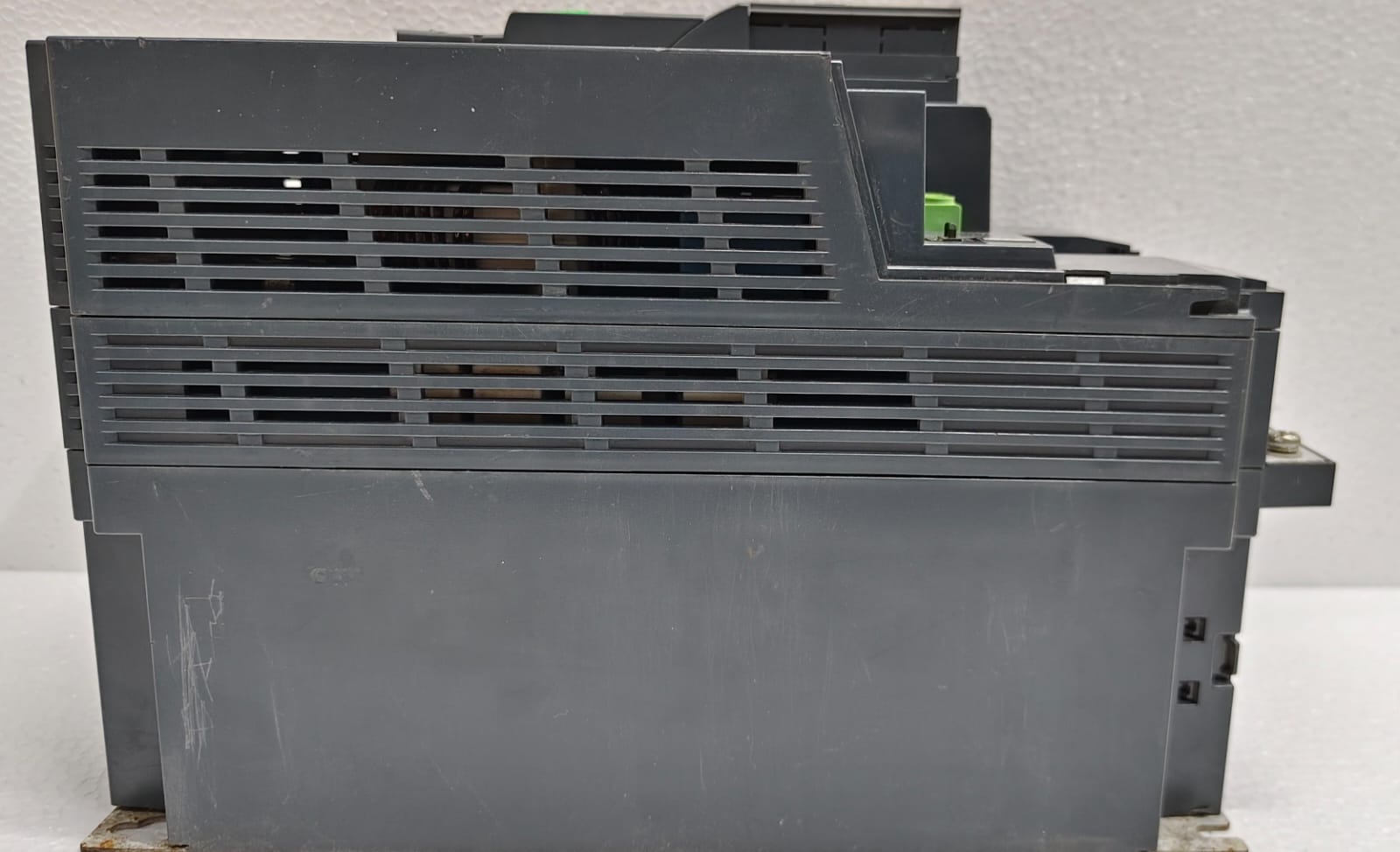 Schneider Electric ATV320D15N4B 15kW 380-500V 3-Phase 15KW/20HP - Image 6