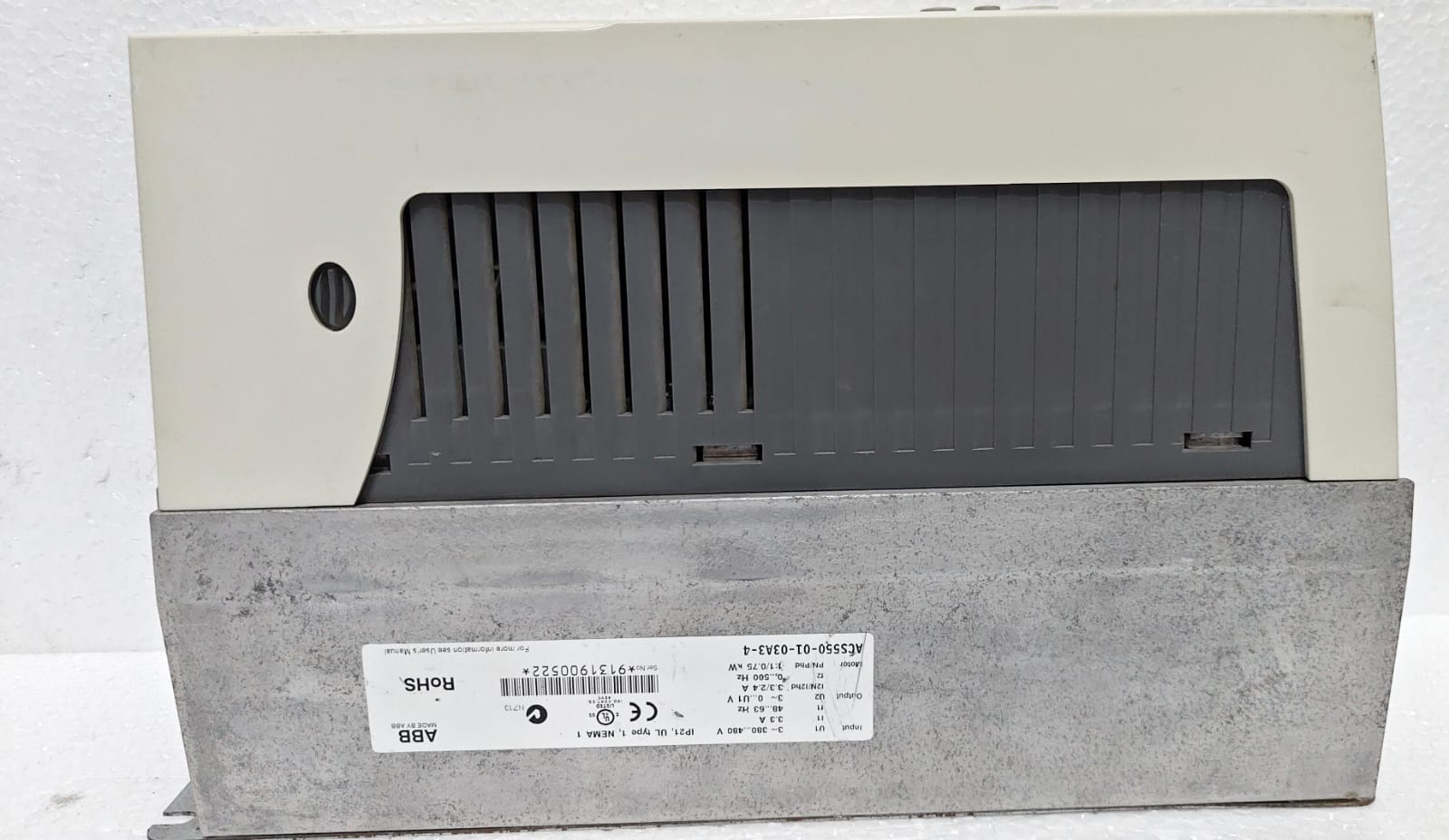 ABB ACS550-01-03A3-4 1HP - Image 3