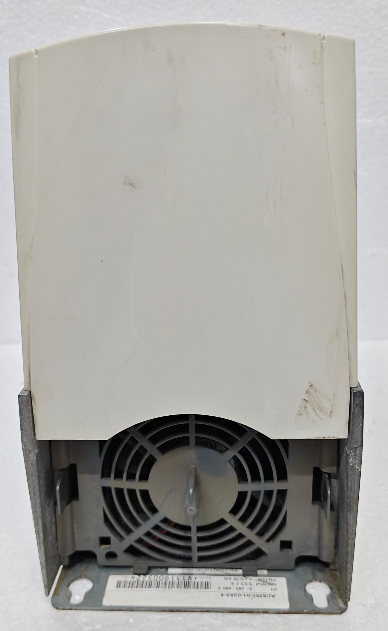 ABB ACS550-01-03A3-4 1HP - Image 4