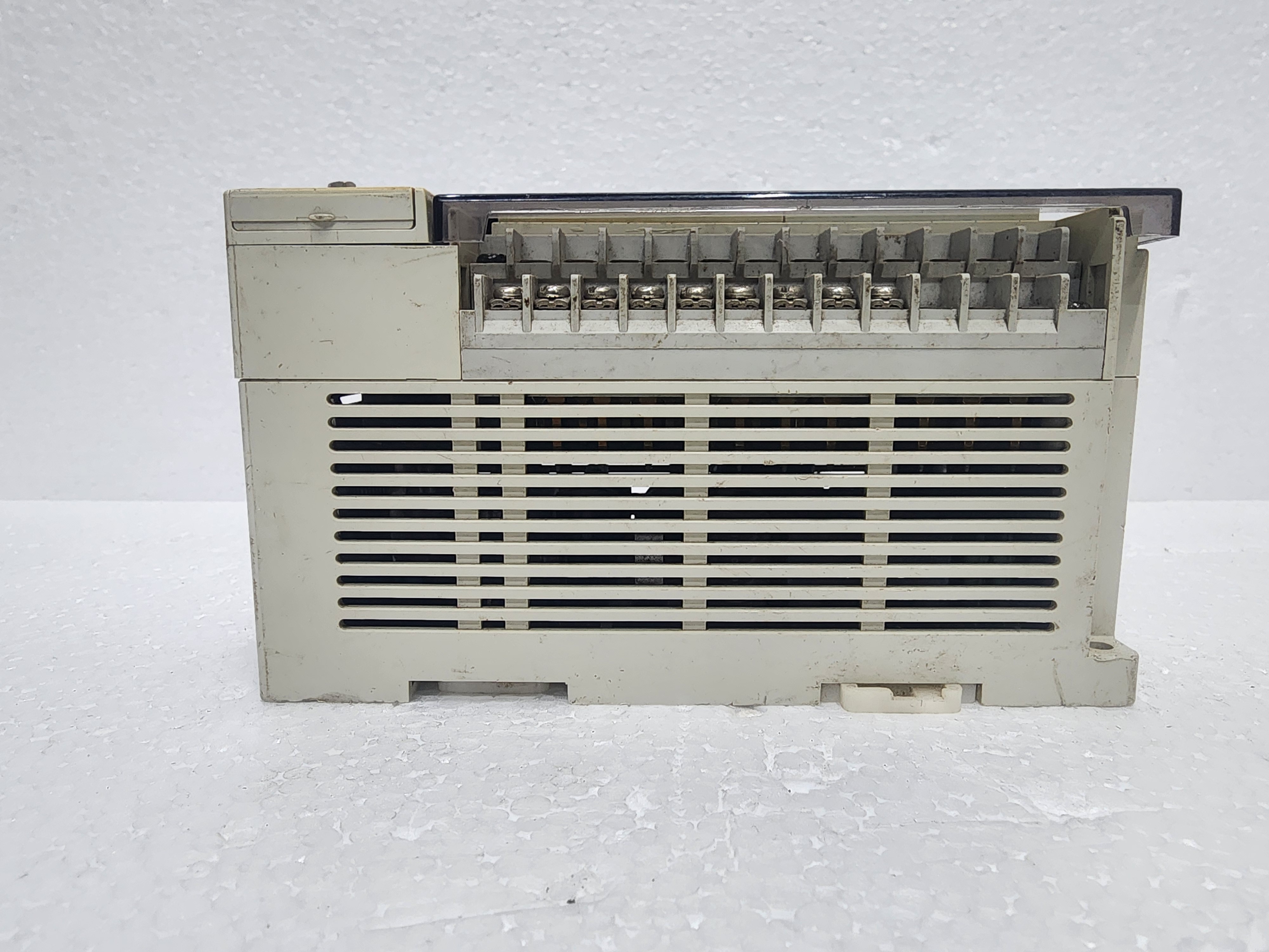 MITSUBISHI FX2N-32MR-ESUL - Image 2