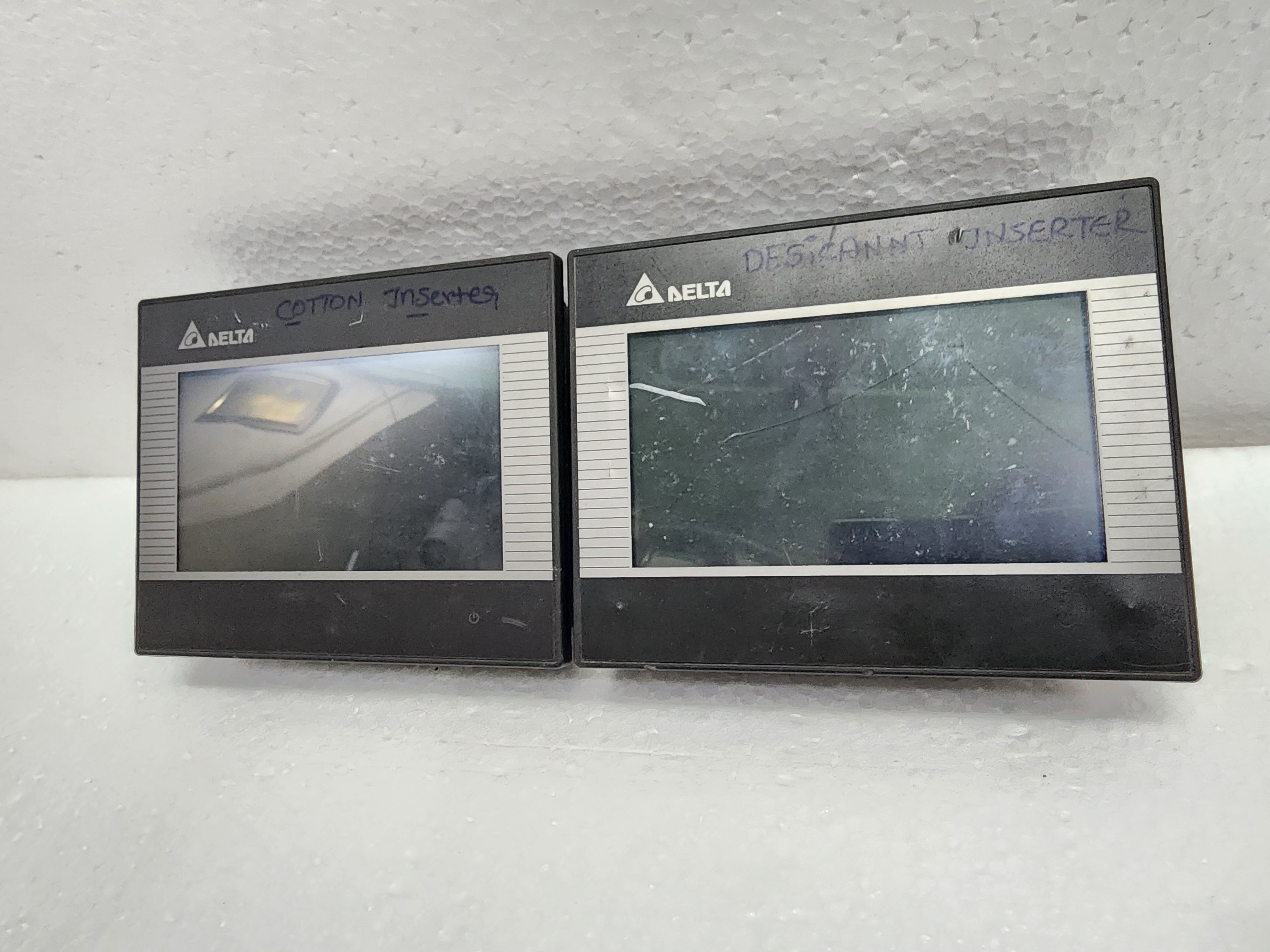 DELTA HMI DOP-B03S211 - Image 2