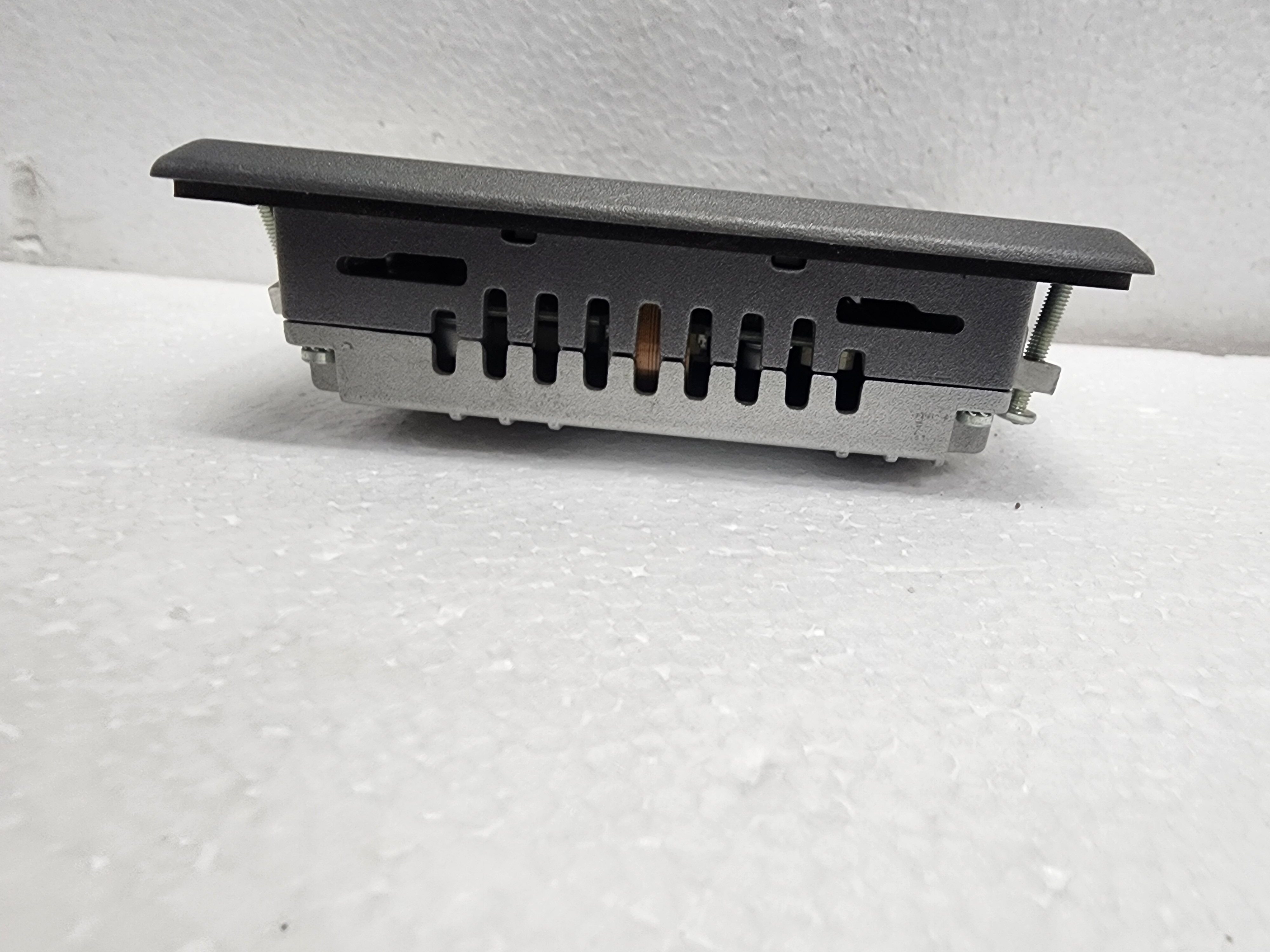 MITSUBISHI E1022 HMI (06871B) - Image 5