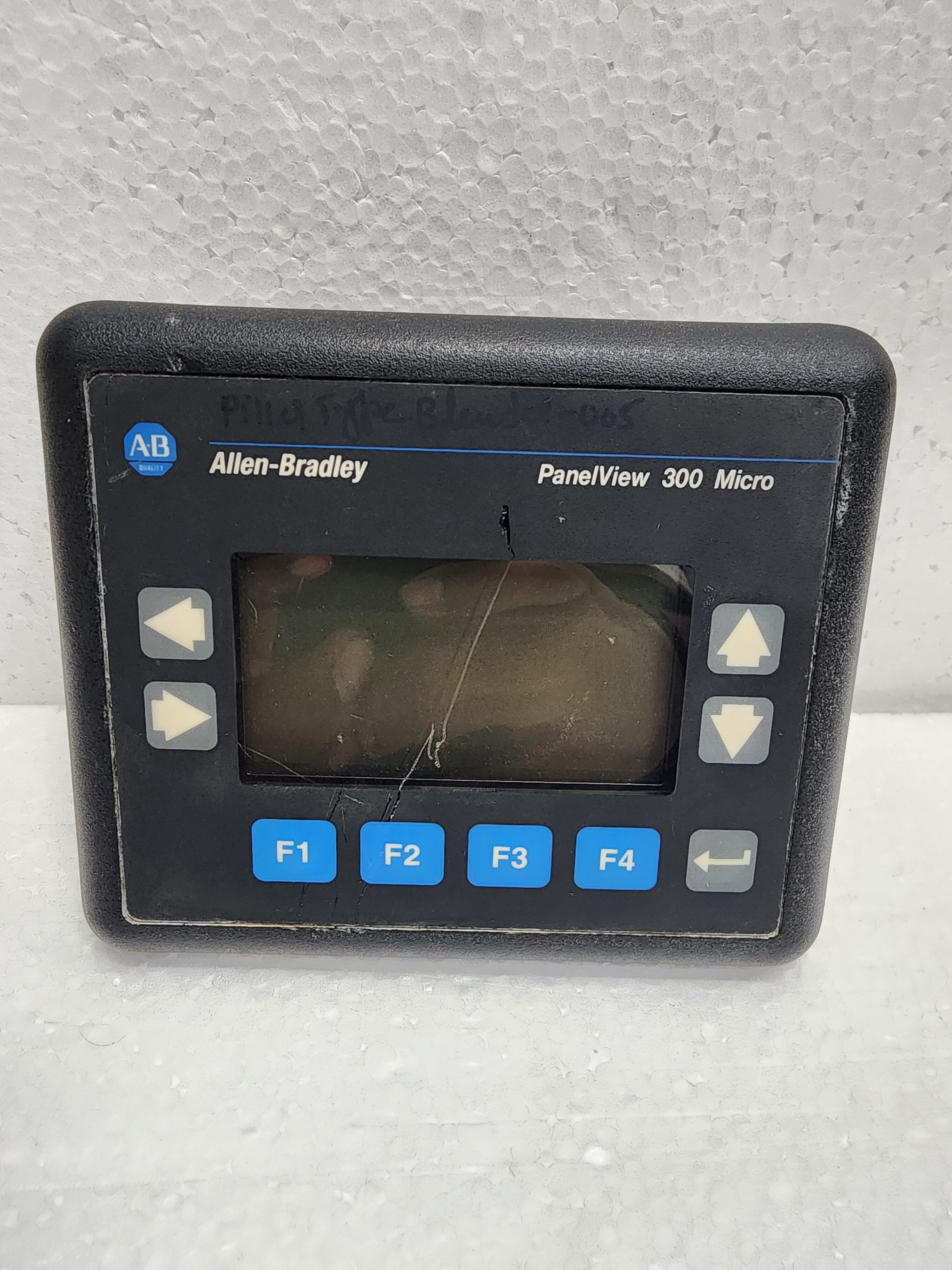 Allen-Bradley 2711-M3A18L1 (PANELVIEW MICRO 300) - Image 2