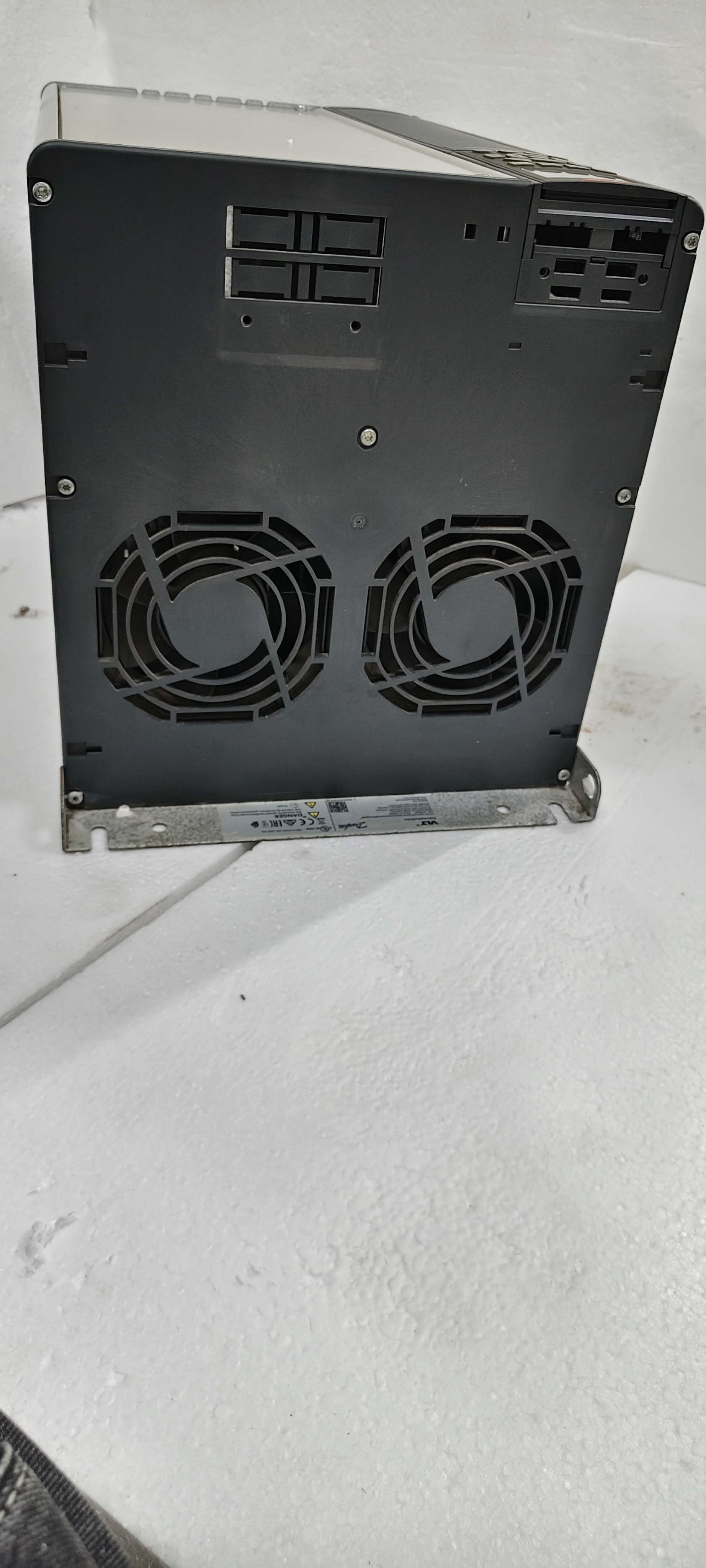Danfoss FC-302P22KT2E20H1BG 30hp 1 phase - Image 8